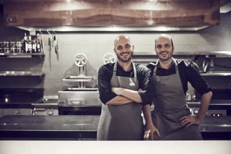 ซานเปลเลกรีโนและอัคควาปันนา ภูมิใจเสนอสุดยอดอาหารเยอรมันจากเชฟฝาแฝดชื่อก้องแห่ง ซูห์ริ่ง (S?hring) ที่ห้องอาหาร PRU โรงแรมตรีสรา ภูเก็ต วันที่ 16-17 มิถุนายน