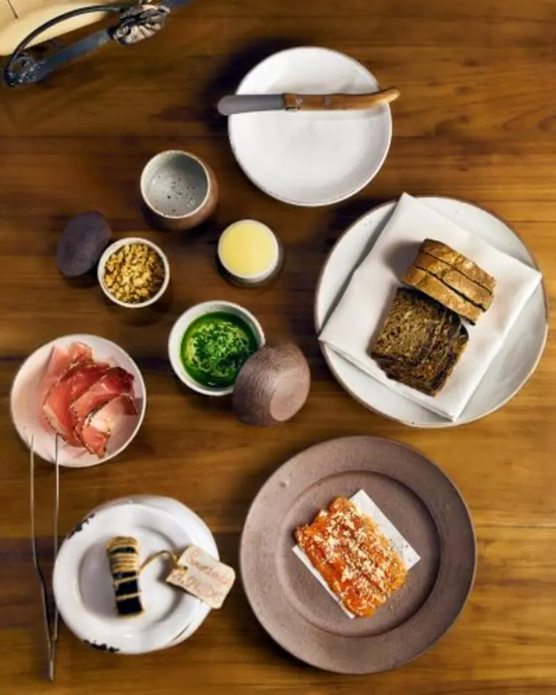 ซานเปลเลกรีโนและอัคควาปันนา ภูมิใจเสนอสุดยอดอาหารเยอรมันจากเชฟฝาแฝดชื่อก้องแห่ง ซูห์ริ่ง (S?hring) ที่ห้องอาหาร PRU โรงแรมตรีสรา ภูเก็ต วันที่ 16-17 มิถุนายน