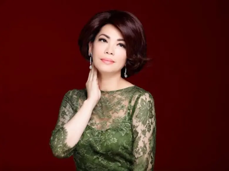 ไช่ฉิน สุดยอดนักร้องดีว่าของจีน ประสบอุบัติเหตุข้อเท้าพลิก แต่โชว์สปิริตเดินหน้าคอนเสิร์ต BeUS PRODUCTION ผู้จัดคอนเสิร์ต ยีนยันคอนเสิร์ตไม่เลื่อนไม่ยกเลิกแน่นอน!!!