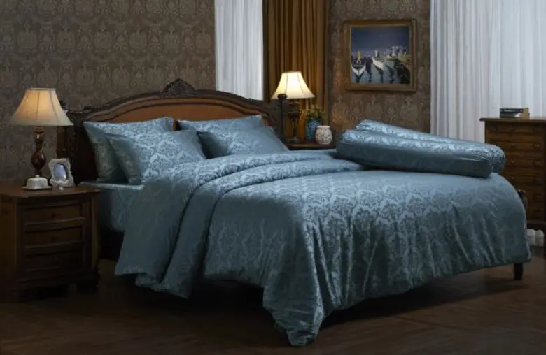 เจสสิก้า แจ็คการ์ด ซิลค์ ชายน์ รุ่น 650 เส้นด้าย คอลเลคชั่นที่ได้รับความนิยมอย่างสูงจากเจสสิก้า