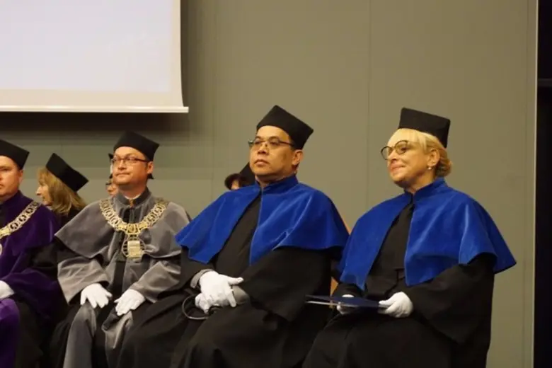 อาจารย์คณะวิศวฯ มก. รับรางวัลศาสตราจารย์กิตติมศักดิ์