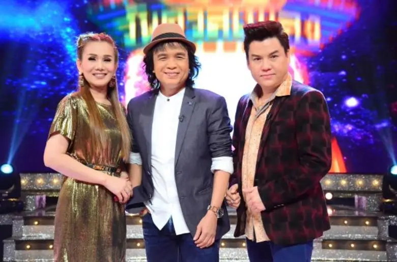 ทีวีไกด์: รายการ "ศึกวันดวลเพลง สงครามแชมป์2" “ช่องวัน31” ต่อ “ศึกวันดวลเพลง สงครามแชมป์2” หา “แชมป์เหนือแชมป์”