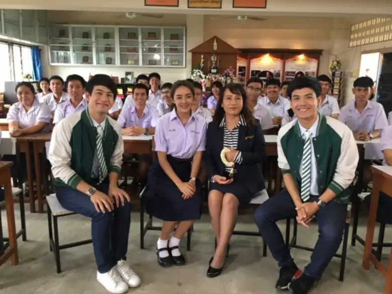 ทีวีไกด์: รายการ “รถโรงเรียน High School Reunion” “ปุยฝ้าย” ย้อนวัยเรียน “ตัวแทนตัวท็อป” เจ้าแม่กิจกรรม ใน “รถโรงเรียน High School Reunion” 28 พ.ค.นี้