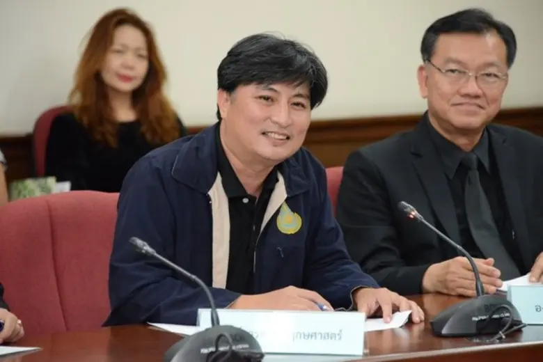 วันที่ 25 พฤษภาคม 2560 ดร.ปิยเกษตร สุขสถา...