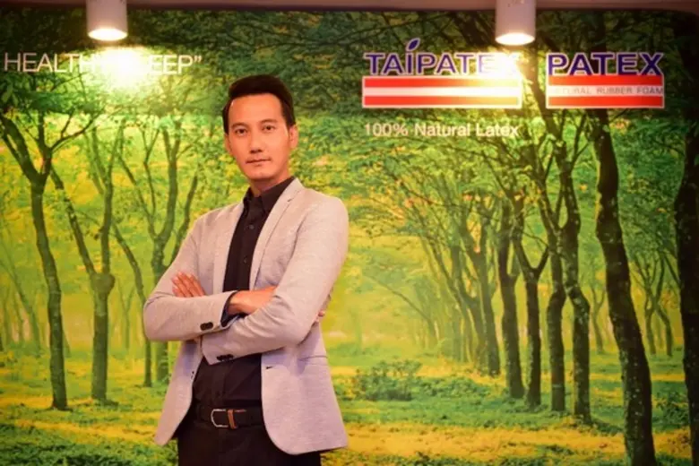 “ปาเท็กซ์” แบรนด์ที่นอนและหมอนยางพาราเพื่อสุขภาพ รุกตลาดเต็มสูบ เตรียมรีแบรนด์ครั้งใหญ่ เจาะลูกค้าใหม่เพิ่มในไทย พร้อมขยายช่องทางการจำหน่ายในจีนอีกอย่างน้อย 100 แห่งในปี 2560
