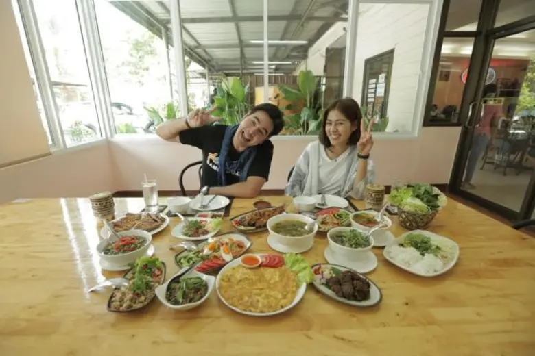 Wakuwaku Japan : เวลา 09.30 น. จุ๊บรักรับ...