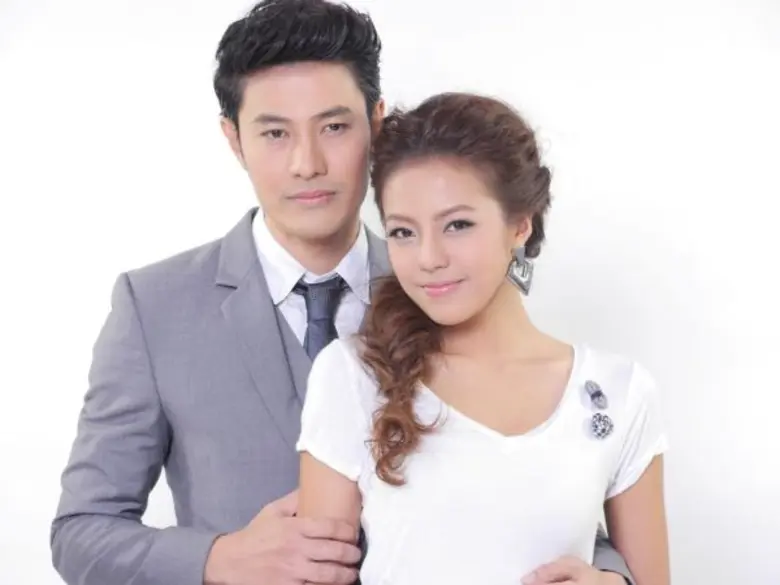 บทประพันธ์ของ รอยพระจันทร์ บทโทรทัศน์ เริ...