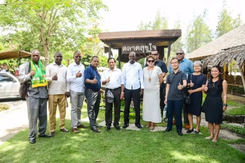 สามพราน ริเวอร์ไซด์ –มูลนิธิสังคมสุขใจ ต้อนรับ คณะผู้บริหารระดับสูง ประเทศสมาชิก จี 77 ในโอกาสศึกษาดูงาน โครงการสามพรานโมเดล