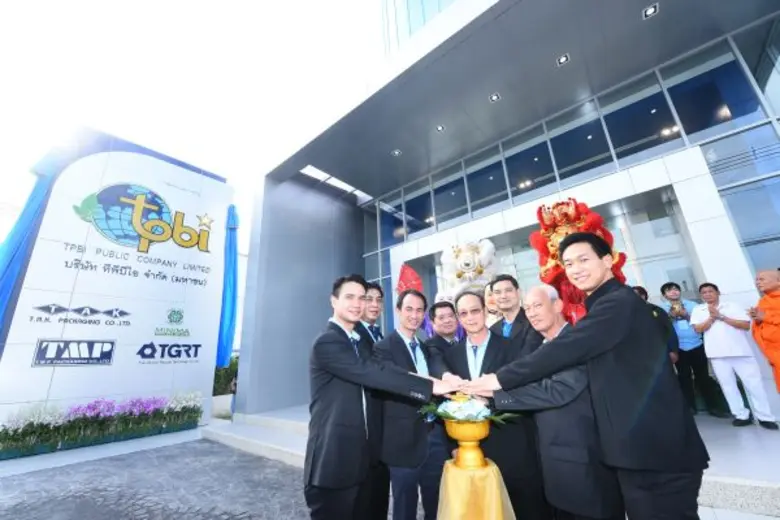 นายสมศักดิ์ บริสุทธนะกุล (ที่ 5 จากซ้าย) ...