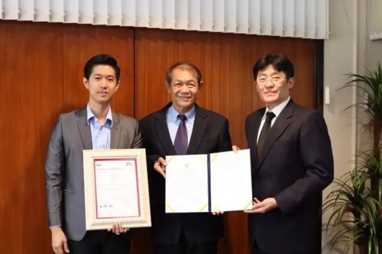 นายพิสิฐ รังสฤษฎ์วุฒิกุล เลขาธิการ สมอ. ม...