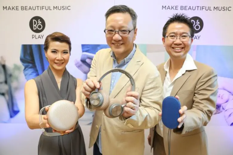 อาร์ทีบีฯ กางแผนปี 2560 มั่นใจตลาดอุปกรณ์เสริมสดใส เดินหน้าทำตลาดเชิงรุก พร้อมผนึก “B&O PLAY” ส่งคอลเล็คชัน Spring & Summer รุ่น Limited Edition บุกตลาดหูฟังและลำโพง หวังดันยอดขายเติบโต 30%