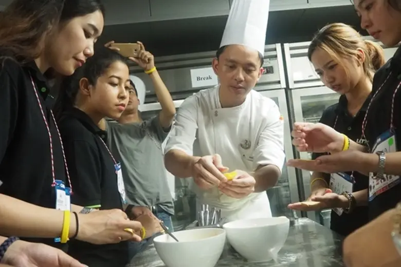 กิจกรรมสัปดาห์แห่งอาชีพที่ฮิลตันหรือ Care...