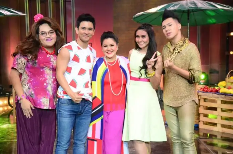 ทีวีไกด์: รายการ “4โพดำ การละคร” “ฮาย-อาภาพร” ซัดมุขรัว “4โพดำ” เหวอ!!