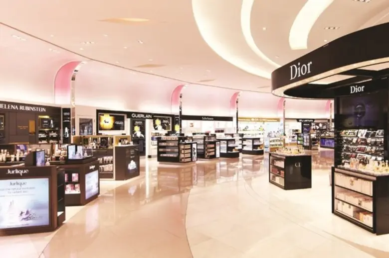 คิง เพาเวอร์ ศรีวารี สวรรค์แห่งการชอปปิ้งแบรนด์เนมดิวตี้ฟรี ใกล้สนามบินสุวรรณภูมิ