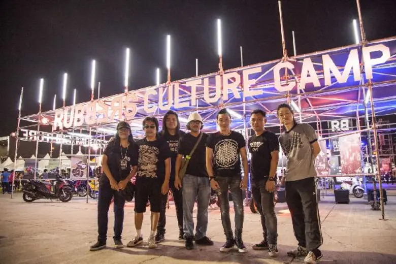 "RUBBERS REBEL GROUND 2017 & Cheeze Pop U...