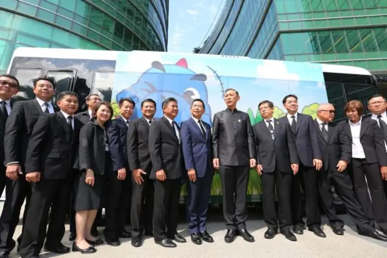 กลุ่ม ปตท. เปิดตัว 'พีทีที กรุ๊ป อีวี บัส...