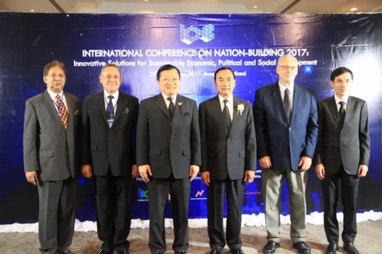 ฯพณฯ ออมสิน ชีวะพฤกษ์ รัฐมนตรีประจำสำนักน...