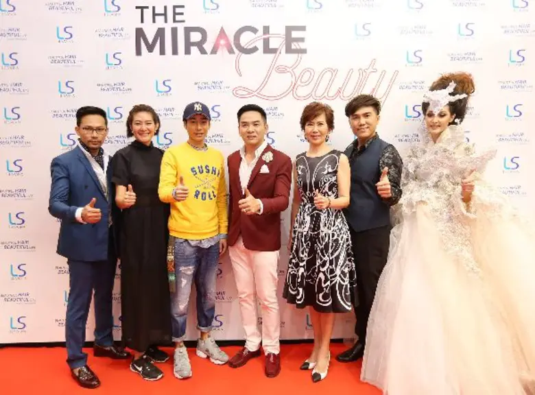 นายเดชฤทธิ์ ณ ตะกั่วทุ่ง รองกรรมการผู้จัด...