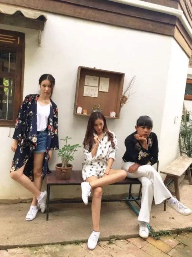 "#TEAMGIRL" รายการสุดฮอตของสาวๆ เสาร์นี้ ...