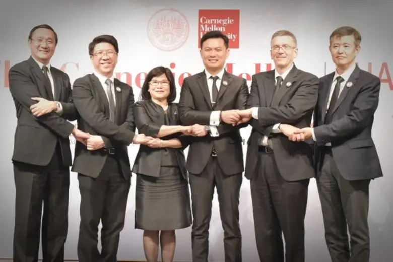 'สุชัชวีร์' กางแผนความร่วมมือ 'สจล.' 'คาร...