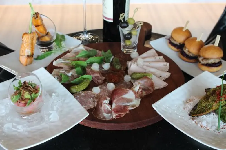 โรงแรมเมอร์เคียว กรุงเทพ มักกะสัน โรงแรมร...