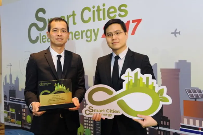 กลุ่มทรู ร่วมรับโล่ประกาศเกียรติคุณ ในงาน...