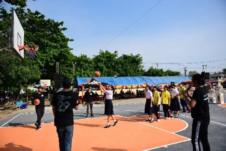 “โมโนกรุ๊ป” ส่งกิจกรรม “MONO BASKETBALL DREAM – ปรับปรุงสนามบาส” พัฒนาวงการบาสเกตบอล จ.สุโขทัย