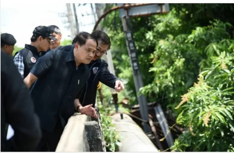 นครนนท์ลงพื้นที่เร่งแก้ปัญหาน้ำท่วมขังจุดสำคัญ