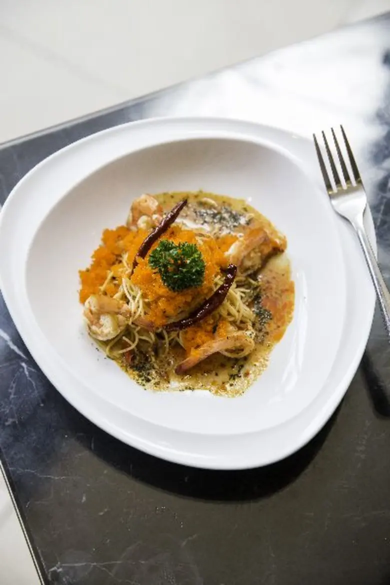 คาเฟ่ แคนทารี บางแสน, คาเฟ่ แคนทารี กาดฝร...