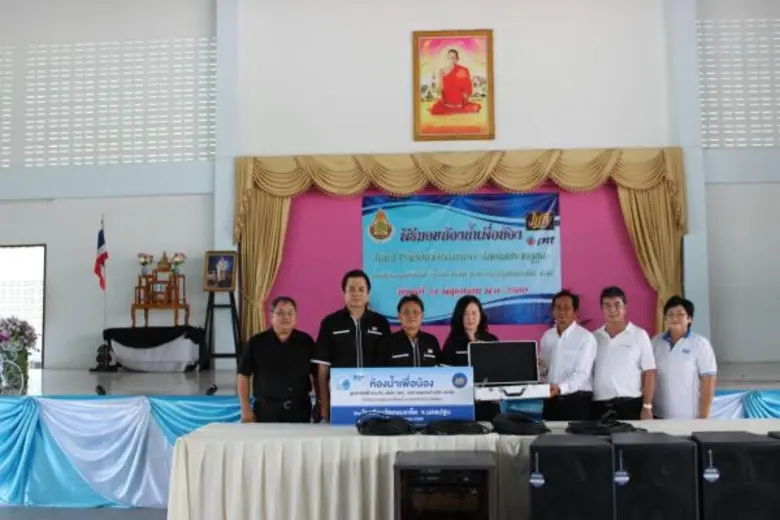 จิฟฟี่ มอบห้องน้ำเพื่อน้องโรงเรียนวัดหอมเกร็ด จากโครงการ “แยกแลกยิ้ม”