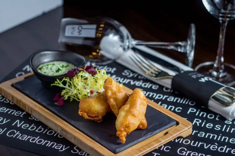 ตลอดเดือนมิถุนายน 2560 ทุกวันเวลา 18.00 –...