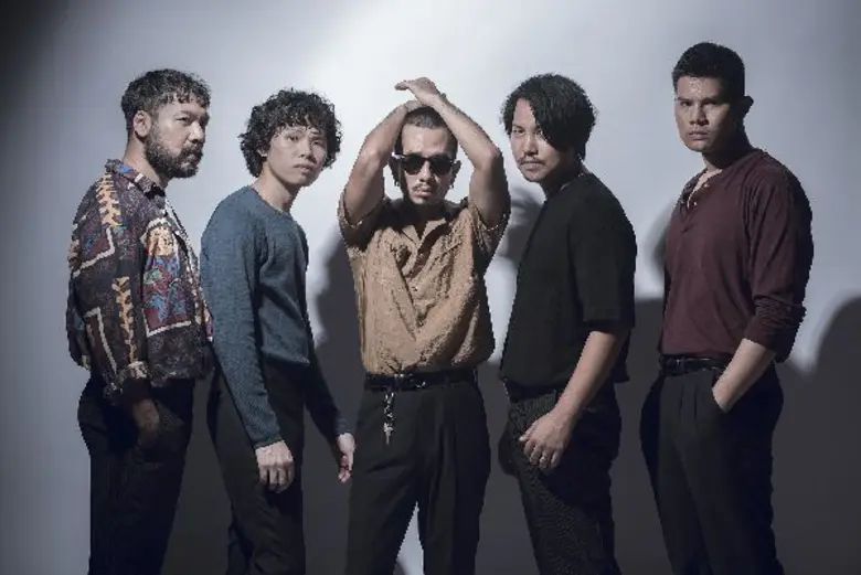 25hours กลับมาพร้อมซิงเกิ้ลใหม่ “ฟ้าเป็นใจ” หลังหยุดรับงานเกือบปี ดึง อ๊อฟ บิ๊กแอส ร่วมงาน