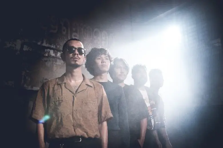 25hours กลับมาพร้อมซิงเกิ้ลใหม่ “ฟ้าเป็นใจ” หลังหยุดรับงานเกือบปี ดึง อ๊อฟ บิ๊กแอส ร่วมงาน