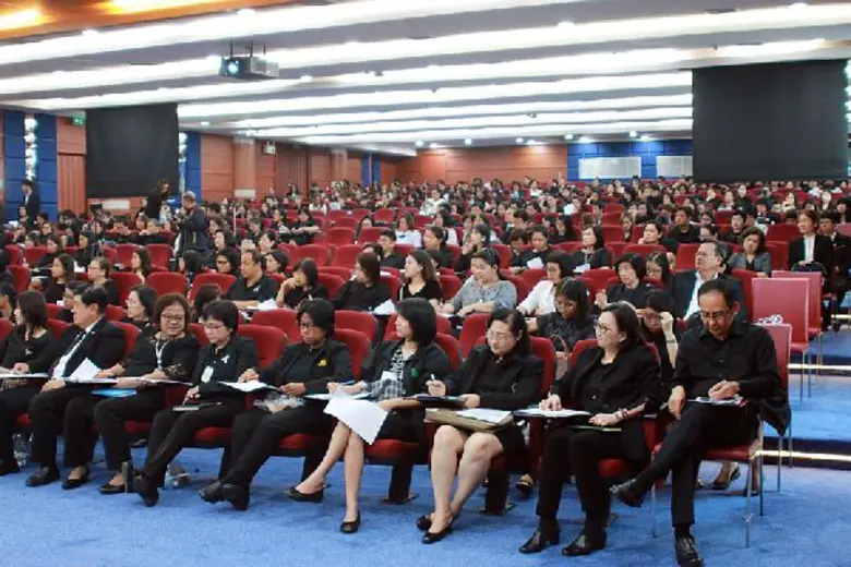 นางสาวสุทธิรัตน์ รัตนโชติ อธิบดีกรมบัญชีก...