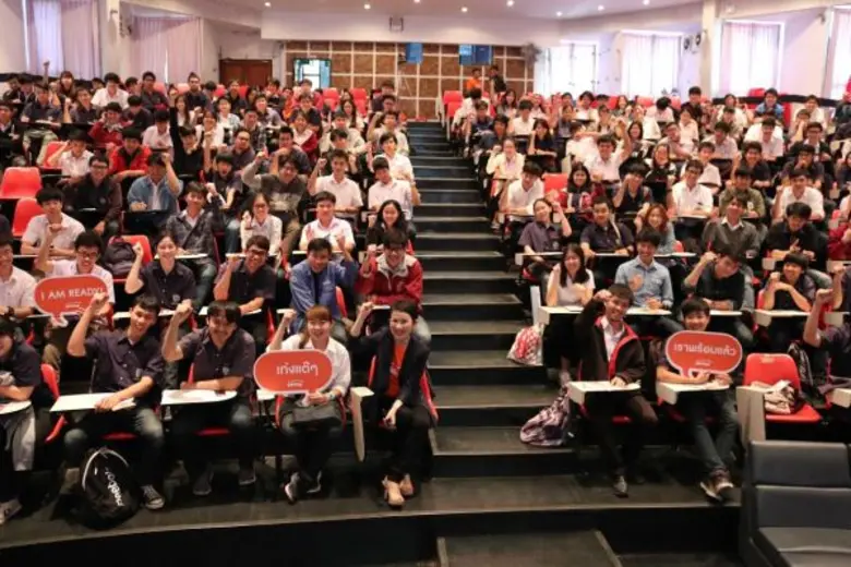 รู้ก่อน ได้งานก่อน! “จ๊อบไทย” เดินสายจัดงาน “Career Ready Guide” ตะลุยเปิดโลกการทำงานจริงแก่น้องๆ ในรั้วมหาวิทยาลัยทั่วประเทศ