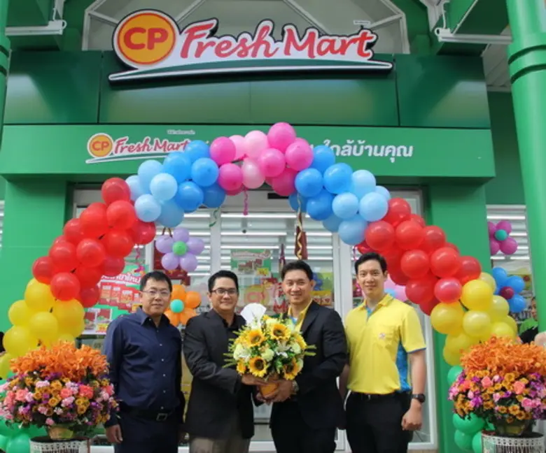 นายมาวีร์ สิมะโรจน์ (ที่2จากขวา) รองกรรมก...