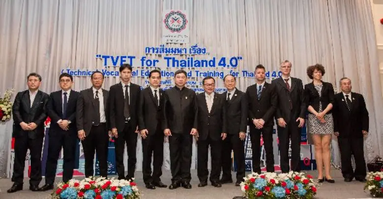 นายวีระชัย ศรีขจร ผู้อำนวยการสถาบันคุณวุฒ...