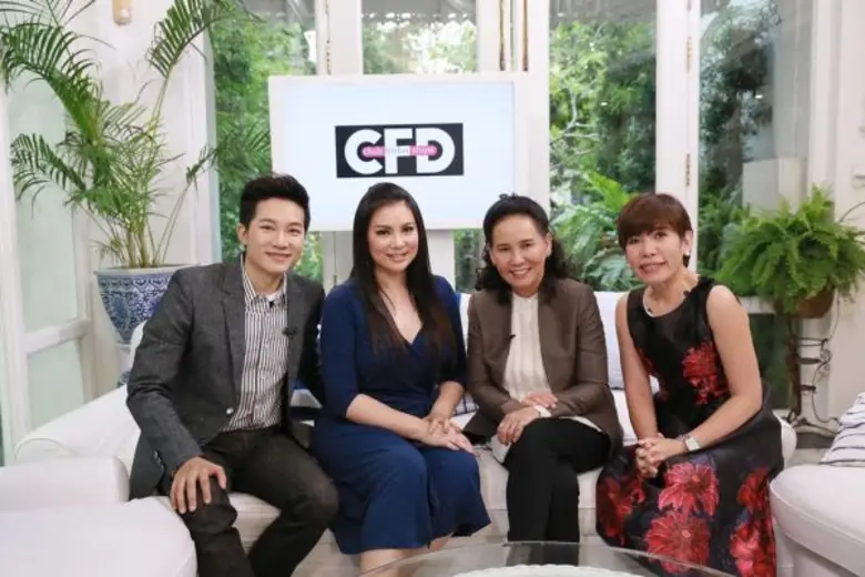 รายการ "คลับ ฟรายเดย์ โชว์ based on celeb...