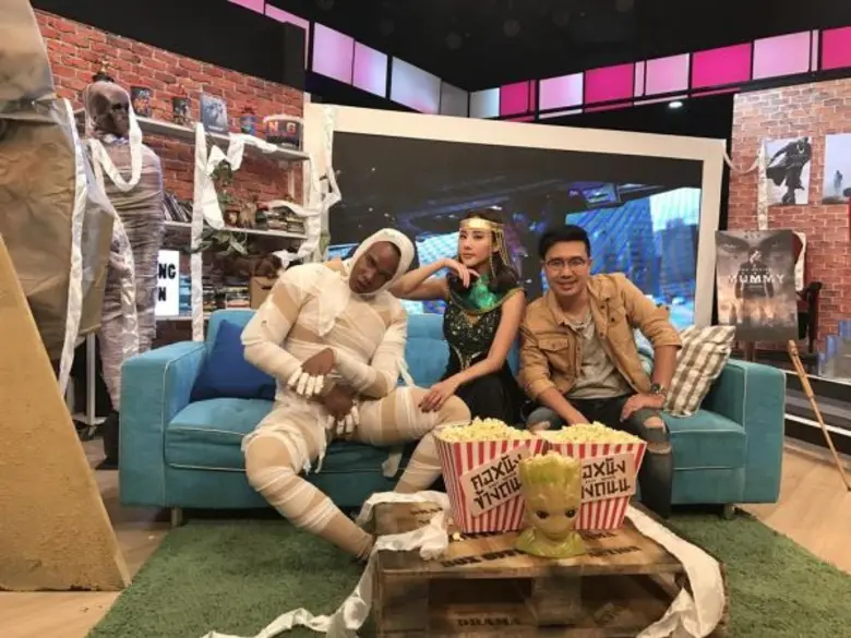 รายการ "คอหนังข้างถนน" สัปดาห์นี้ ก็อตซิป...