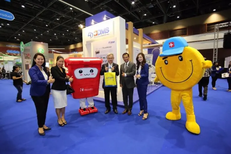 นายณรงค์ฤทธิ์ กาละพุฒ ประธานคณะผู้บริหารก...