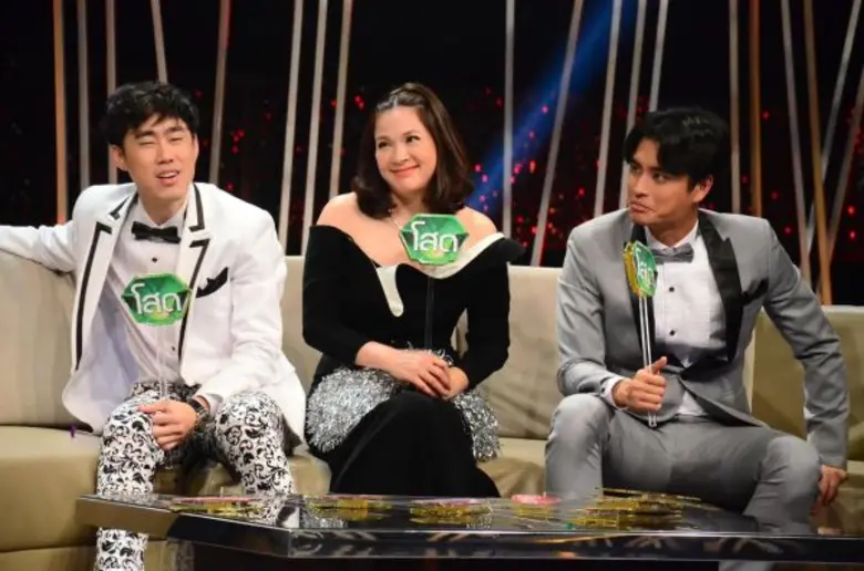 ทีวีไกด์: รายการ “รู้ไหมใครโสด” “แหม่ม” แท็คทีม “ปั้นจั่น” ช่วย “สาวโสด” สแกนหา “หนุ่มแสนดี”