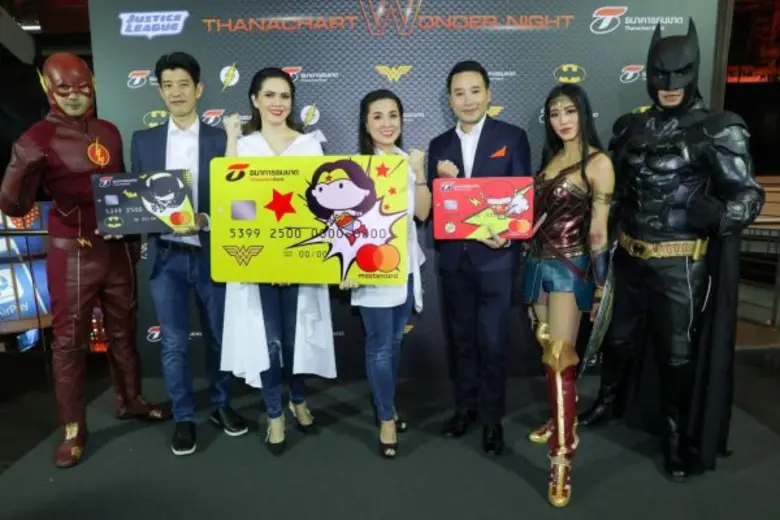 ธนชาตจัดงาน Thanachart Wonder Night เปิดตัวบัตรเดบิตลายการ์ตูนซูเปอร์ฮีโร่จากค่ายวอร์เนอร์