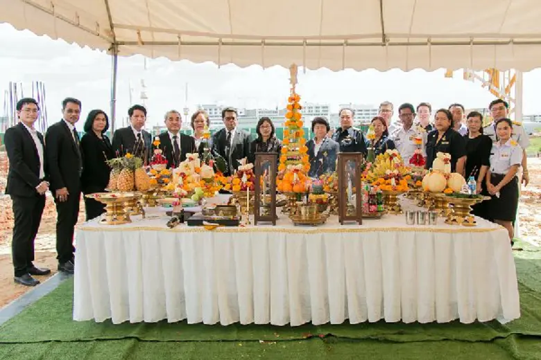 นายสมชาย พูลสวัสดิ์ อธิบดีกรมสรรพสามิต เป...