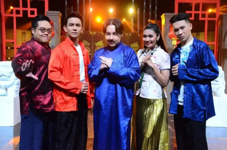 ทีวีไกด์: รายการ “4โพดำ การละคร” "บุ๊คโกะ" ขอฉะฝีปาก "4โพดำ" จิก-กัด-มันส์หยด-ฮากระจาย