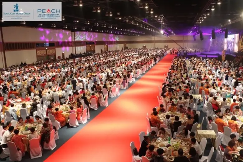 ศูนย์ประชุมพีช เนรมิตงานเลี้ยงกาล่าดินเนอร์อย่างยิ่งใหญ่ ต้อนรับสมาชิกอินฟินิตัสกว่า 6,000 คน