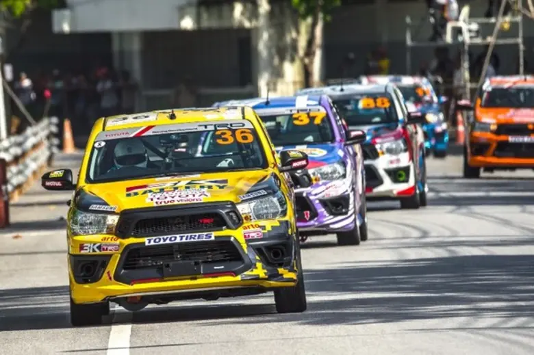 นายสุรศักดิ์ สุทองวัน ผู้ช่วยกรรมการผู้จั...