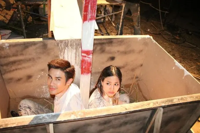 กำลังเข้มข้นเลยทีเดียว สำหรับละครเรื่อง น...