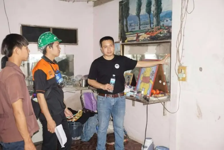 การไฟฟ้าส่วนภูมิภาคจังหวัดอุบลราชธานี ปรับปรุงระบบไฟฟ้าภายในที่อยู่อาศัยให้กับชุมชนบ้านทัพไทย