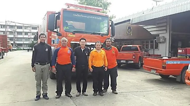 ปภ. โดย ศูนย์ ปภ.เขต 1 ปทุมธานี ร่วมแก้ไขปัญหาน้ำท่วมขัง จังหวัดพระนครศรีอยุธยา