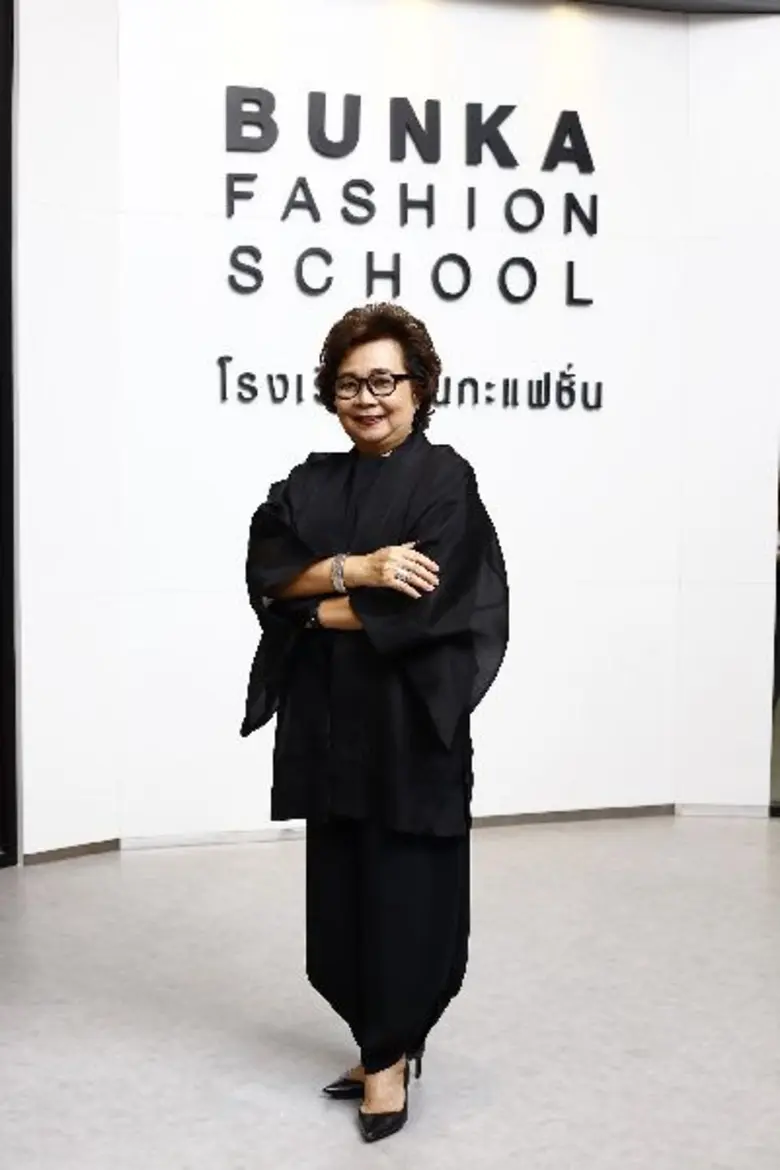 โรงเรียนบุนกะแฟชั่น จัดโชว์สุดยอดผลงานนักเรียนสุดยิ่งใหญ่คนแห่ชมล้นงาน